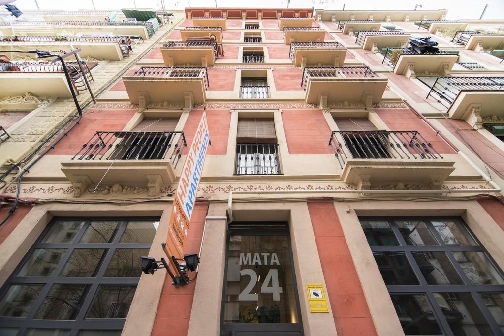 Happy People Ramblas Harbour Apartments Barcelona Eksteriør billede